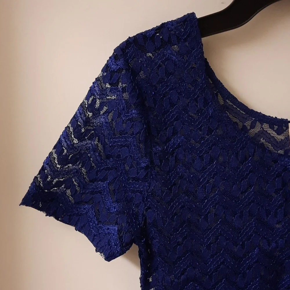 NWT, Show Me Your Mumu Blaze Lace Crop Top - Picture 9 of 10